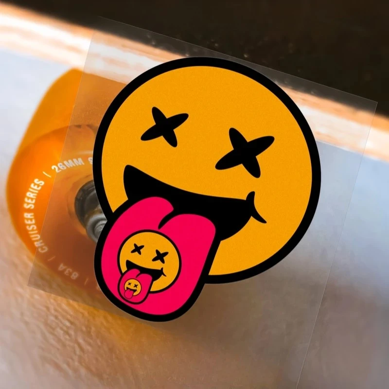 1pc 크리에이티브 스마일 얼굴 오토바이 스티커